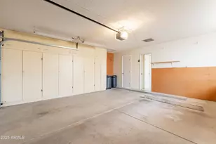 10514 W Willowcreek Circle, Sun City, AZ 85373 - Photo 32