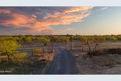 837 W Bralliar Road, Wickenburg, AZ 85390 - Photo 42