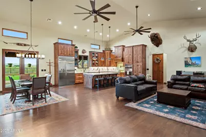 837 W Bralliar Road, Wickenburg, AZ 85390 - Photo 10