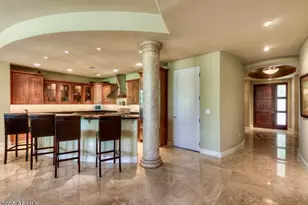 8 Biltmore Estate, Phoenix, AZ 85016 - Photo 8