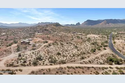 28100 N Brenner Pass Road #10, San Tan Valley, AZ 85144 - Photo 2