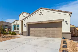 30128 W Weldon Ave, Buckeye, AZ 85396 - Photo 2