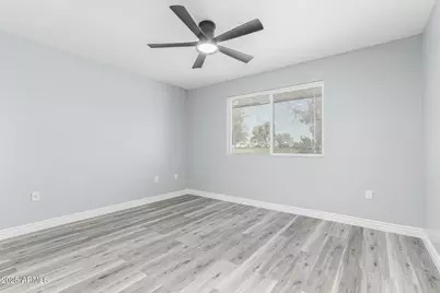 10022 W Mountain View Road, Sun City, AZ 85351 - Photo 22