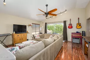 1723 E Pontiac Dr, Phoenix, AZ 85024 - Photo 20