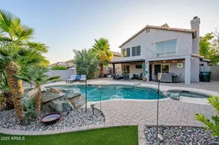 1723 E Pontiac Dr, Phoenix, AZ 85024 - Photo 32