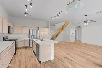 25830 N 40th Place, Phoenix, AZ 85050 - Photo 10