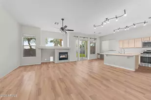 25830 N 40th Pl, Phoenix, AZ 85050 - Photo 14