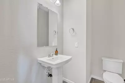 22218 N 28th Street, Phoenix, AZ 85050 - Photo 32