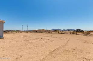 38402 W Latham St, Tonopah, AZ 85354 - Photo 28