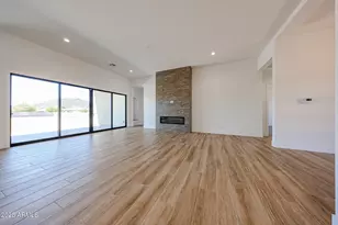 3283 W Mesquite St, Phoenix, AZ 85086 - Photo 18