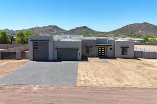 3283 W Mesquite St, Phoenix, AZ 85086 - Photo 1