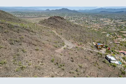 18Xx W Sentinel Rock Road #2, Phoenix, AZ 85086 - Photo 10
