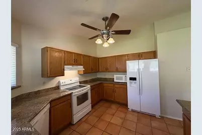 15104 E Greene Valley Drive, Fountain Hills, AZ 85268 - Photo 10