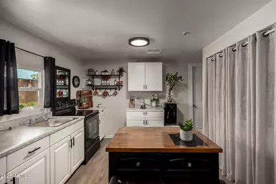 8595 N 71st Avenue #18, Glendale, AZ 85301 - Photo 12