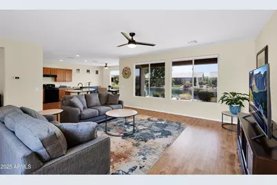 42485 W Abbey Road, Maricopa, AZ 85138 - Photo 12