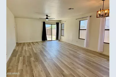 2358 E Peach Tree Drive, Chandler, AZ 85249 - Photo 10