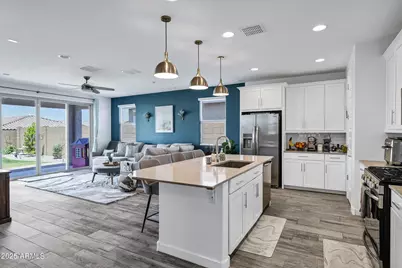 1652 W Estes, Phoenix, AZ 85041 - Photo 1