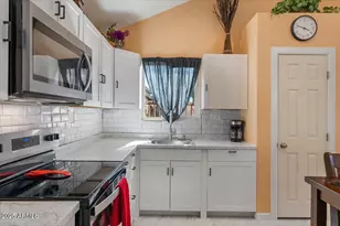 421 W Moffatt St, Superior, AZ 85173 - Photo 8