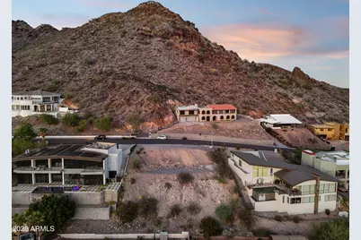 7040 N 23rd Place #104, Phoenix, AZ 85020 - Photo 18