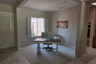 17218 W Mahogany Way, Surprise, AZ 85387 - Photo 4