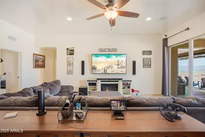 6100 E Darley Drive, Hereford, AZ 85615 - Photo 12