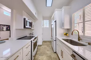 11333 N 92nd St, Scottsdale, AZ 85260 - Photo 8