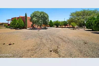 2050 S Hillcrest Drive, Camp Verde, AZ 86322 - Photo 10