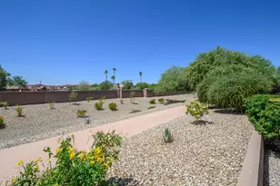 16287 W Willow Creek Ln, Surprise, AZ 85374 - Photo 30