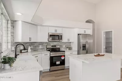 20961 N 96th Drive, Peoria, AZ 85382 - Photo 4