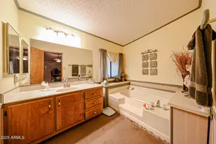 3901 E Pinnacle Peak Rd, Phoenix, AZ 85050 - Photo 12