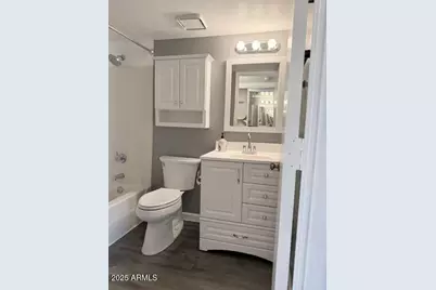 461 W Holmes Avenue #Unit 374, Mesa, AZ 85210 - Photo 4