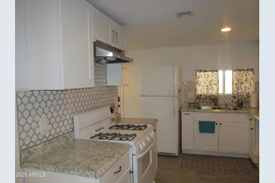 6085 S Euclid Drive, Claypool, AZ 85532 - Photo 10