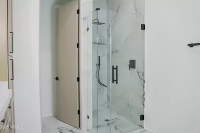 9027 S 19th Street, Phoenix, AZ 85042 - Photo 16