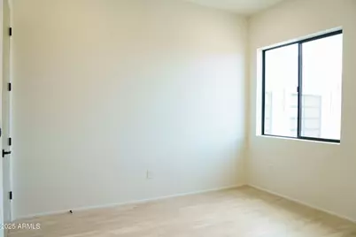 9027 S 19th Street, Phoenix, AZ 85042 - Photo 18