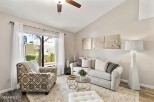 719 E Lola Dr, Phoenix, AZ 85022 - Photo 12