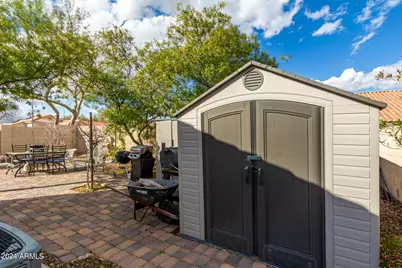 13864 W Ironwood Street, Surprise, AZ 85374 - Photo 8