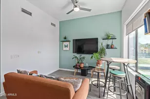 1130 N 2 St, Phoenix, AZ 85004 - Photo 1