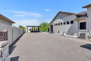 2652 E Pelican Ct, Gilbert, AZ 85297 - Photo 114