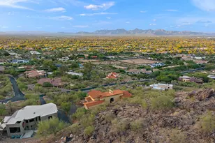 6349 E Hummingbird Ln, Paradise Valley, AZ 85253 - Photo 6