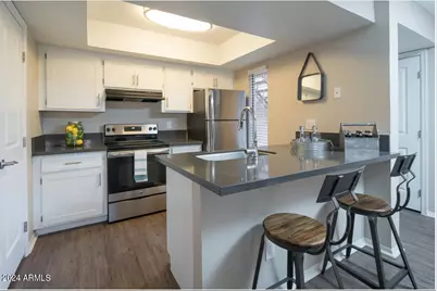 242 S Beck Avenue #1, Tempe, AZ 85281 - Photo 2