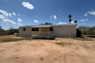 22875 W Cactus Wren Ln, Congress, AZ 85332 - Photo 2