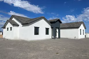 25846 W Denver Hill Dr, Wittmann, AZ 85361 - Photo 16