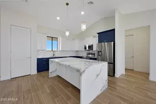 25846 W Denver Hill Dr, Wittmann, AZ 85361 - Photo 2