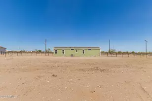 32650 N 223rd Dr, Wittmann, AZ 85361 - Photo 30