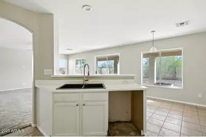 118 N 223rd Avenue, Buckeye, AZ 85326 - Photo 10