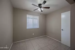 1915 N 26th Pl, Phoenix, AZ 85008 - Photo 10
