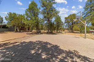 3004 Pinewood Dr, Overgaard, AZ 85933 - Photo 26