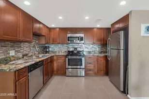 7960 E Camelback Rd, Scottsdale, AZ 85251 - Photo 4