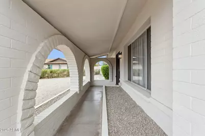 18045 N 20th Lane N, Phoenix, AZ 85023 - Photo 6