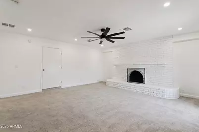 18045 N 20th Lane N, Phoenix, AZ 85023 - Photo 18